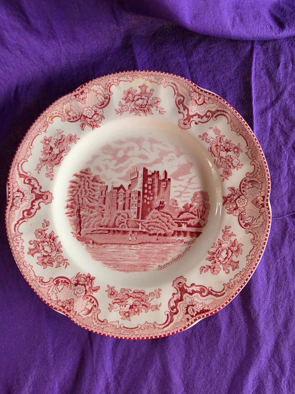 Johnson Brothers Old British Castle Pink Transferware Dinner Plate